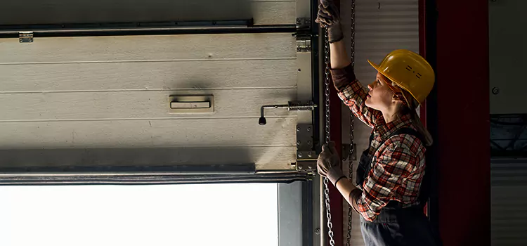 Addressing Common Garage Door Stoppage Issues in Deer Park, TX